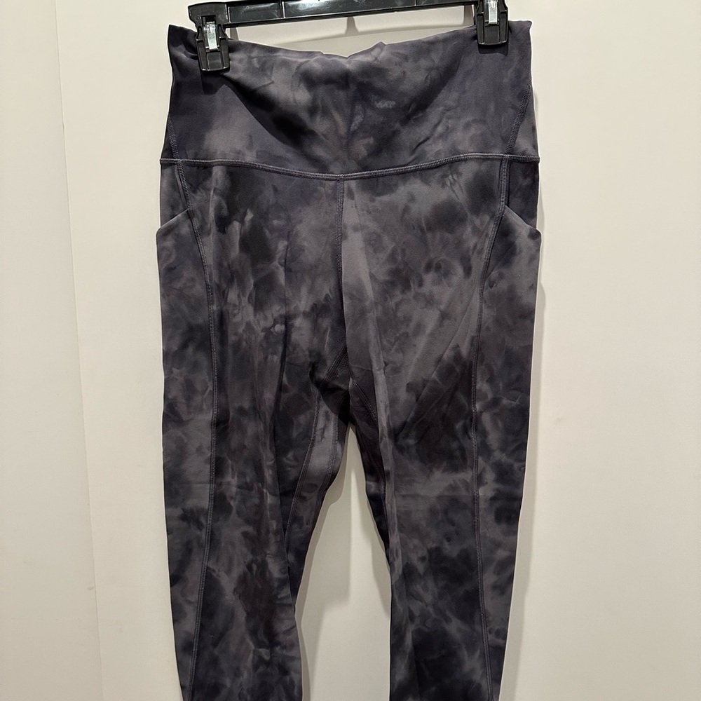 Luluelemon align leggings size 10 high rise with pockets